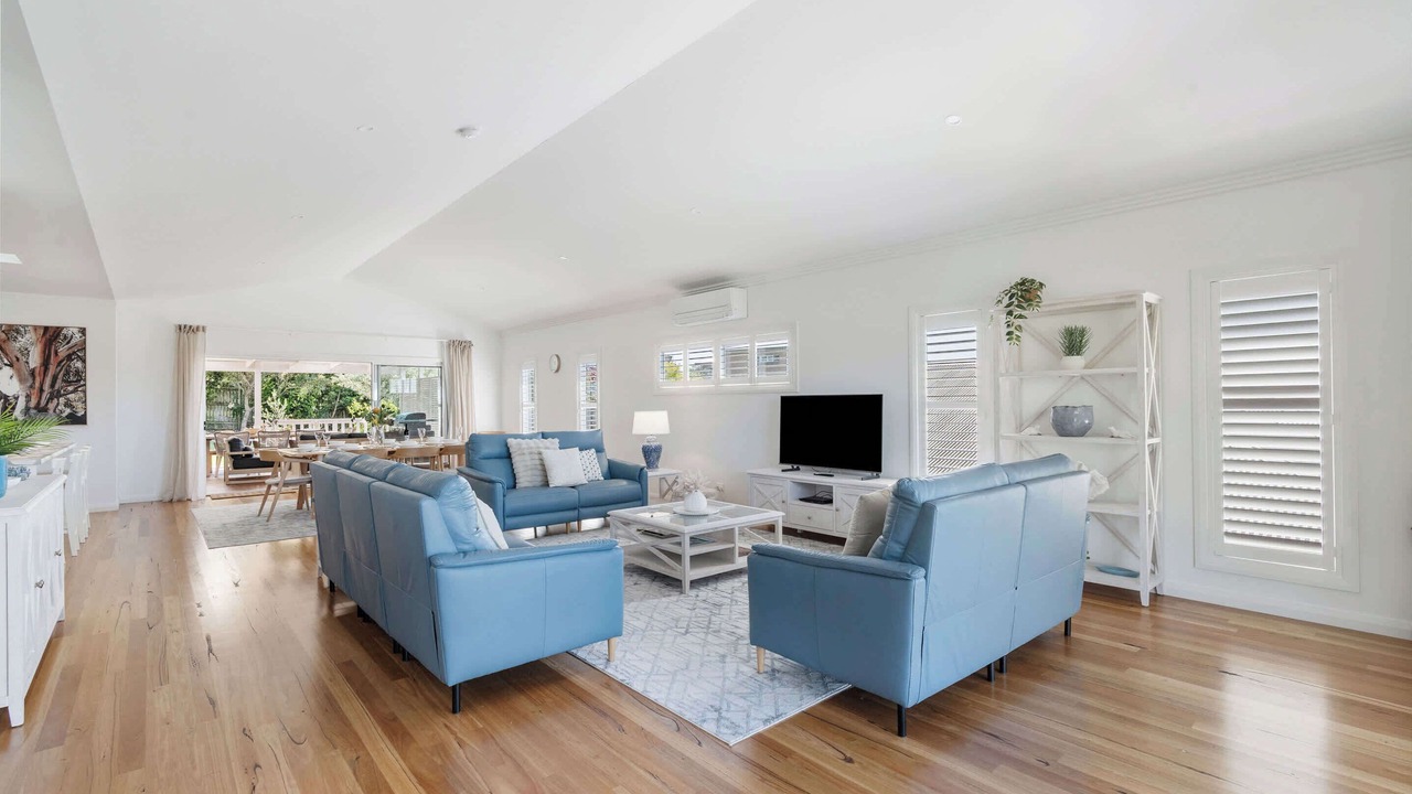 Photo of Livingroom in Milton