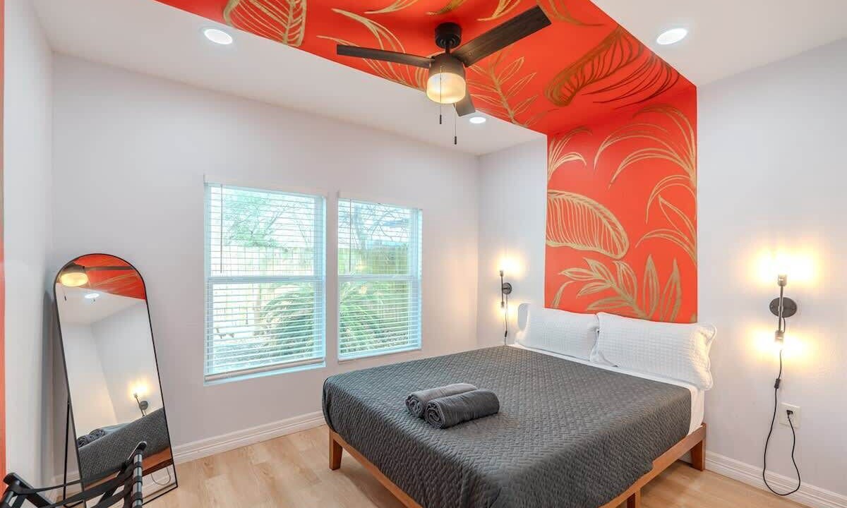 Photo of Bedroom in Northside