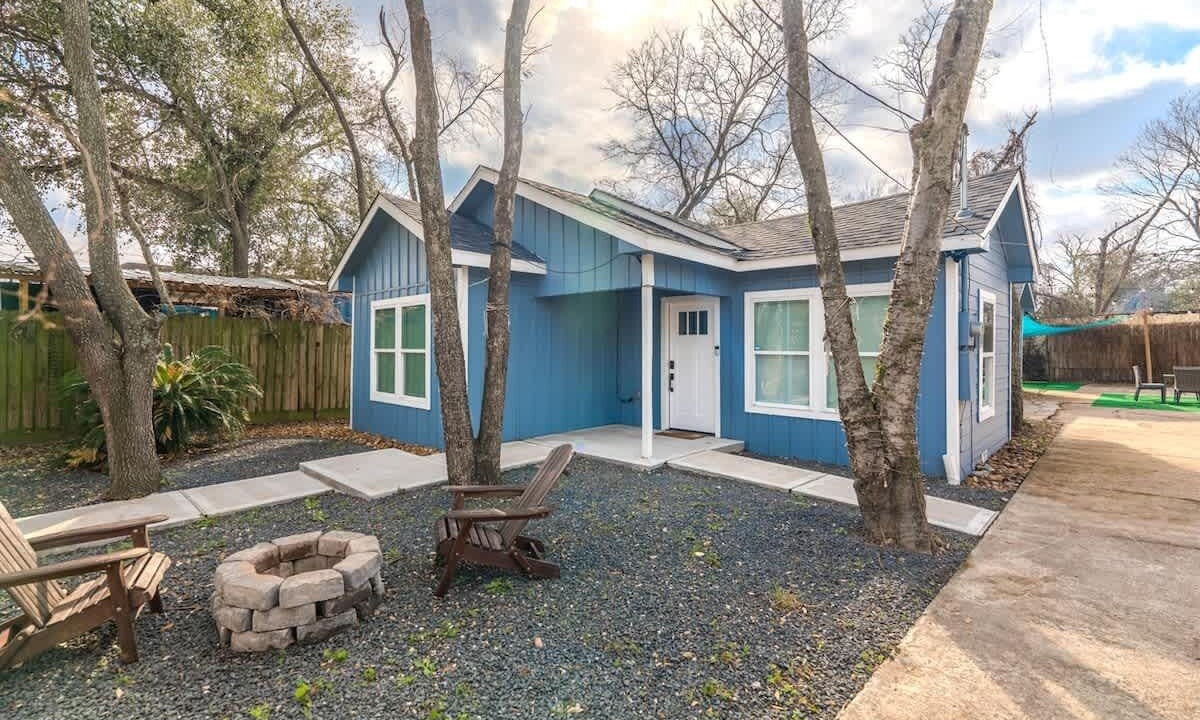 Photo of Outdoor in Northside