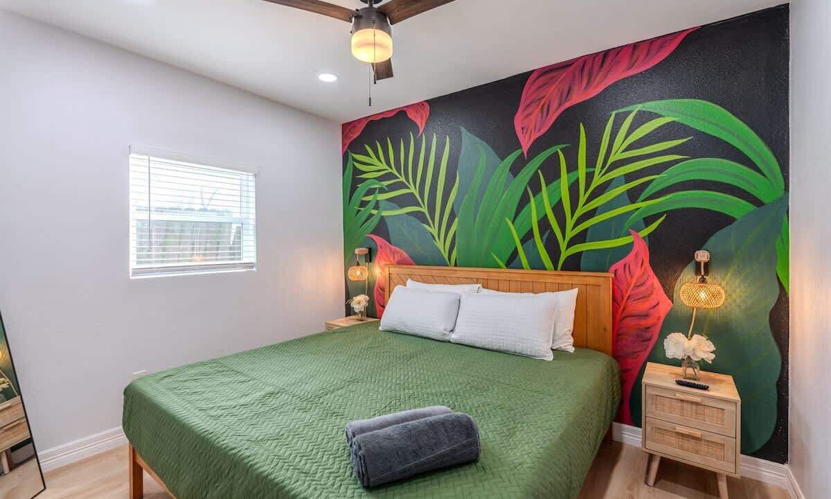 Photo of Bedroom in Northside