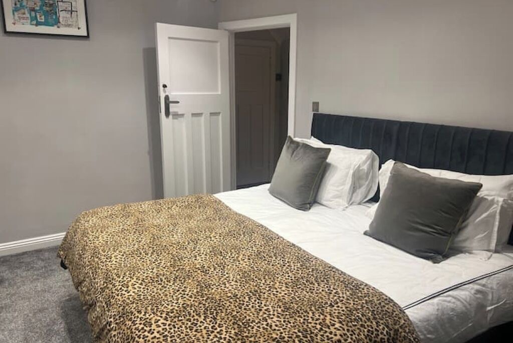 Photo of Bedroom in Earley