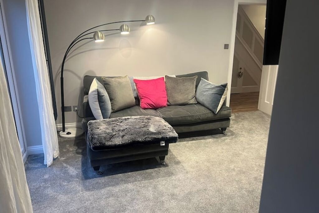 Photo of Livingroom in Earley