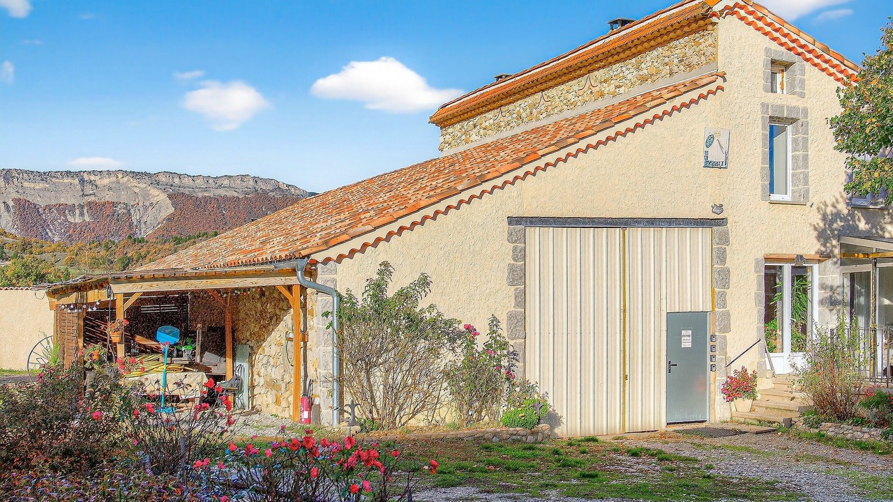 Photo of Outdoor in Laragne-Monteglin