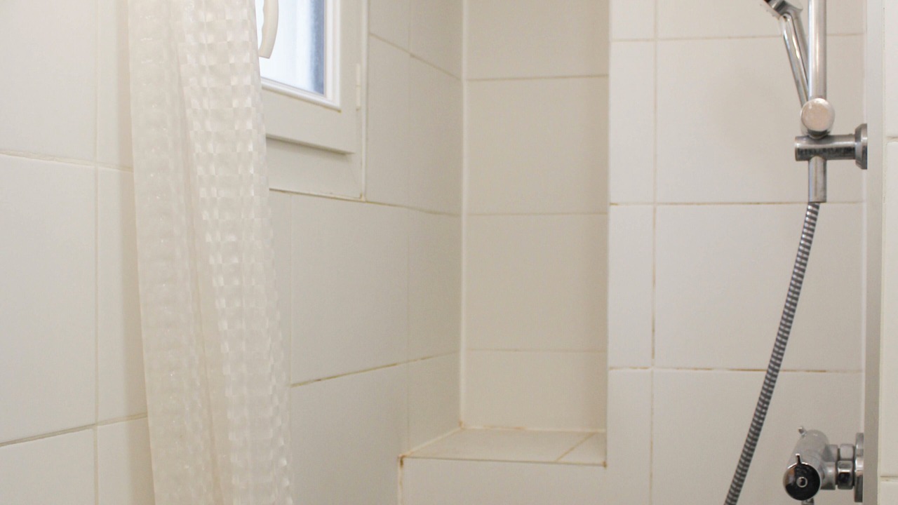 Photo of Bathroom in Porte-Saint-Martin