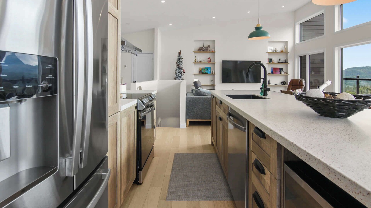 Photo of Kitchen in Saint-David-de-Falardeau