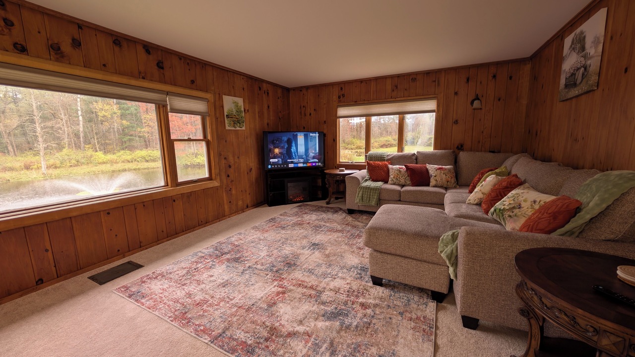 Photo of Livingroom in Springwater
