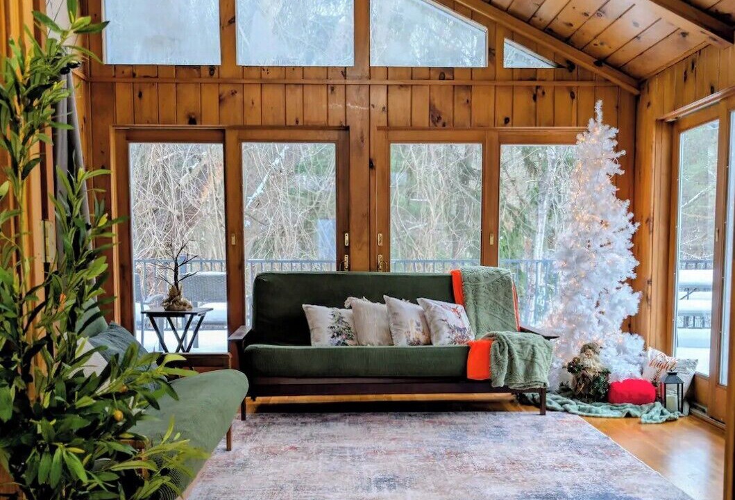 Photo of Livingroom in Springwater