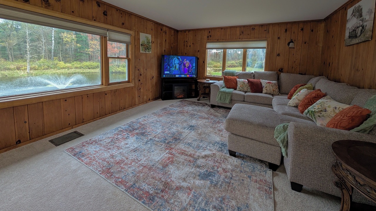 Photo of Livingroom in Springwater