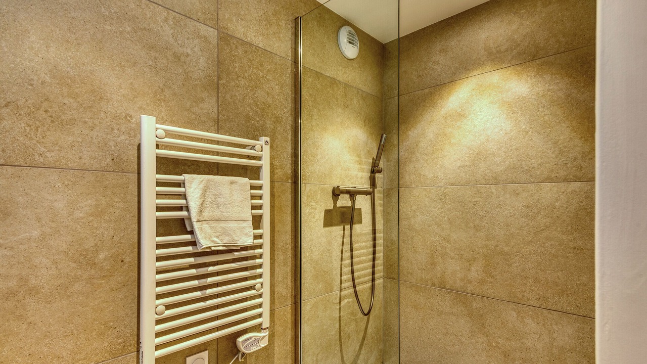 Photo of Bathroom in Tassin-la-Demi-Lune