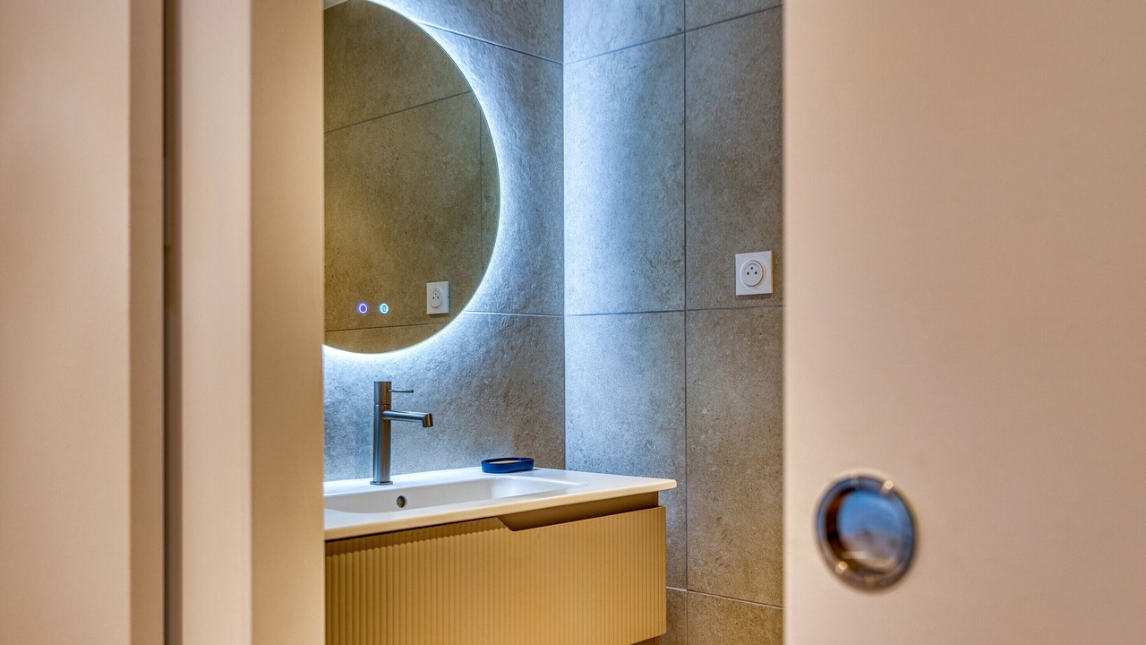 Photo of Bathroom in Tassin-la-Demi-Lune