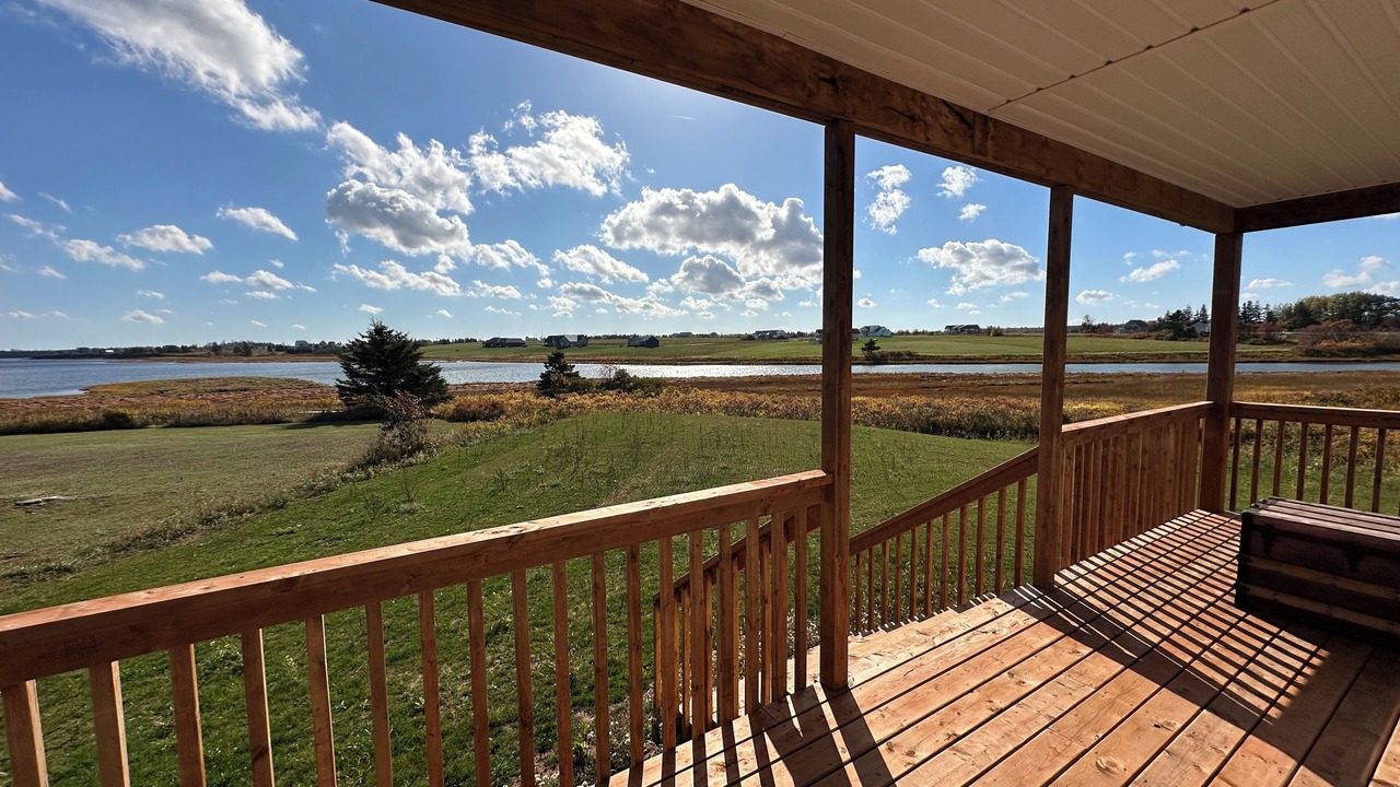 Photo of Patio Balcony in Anglo Rustico