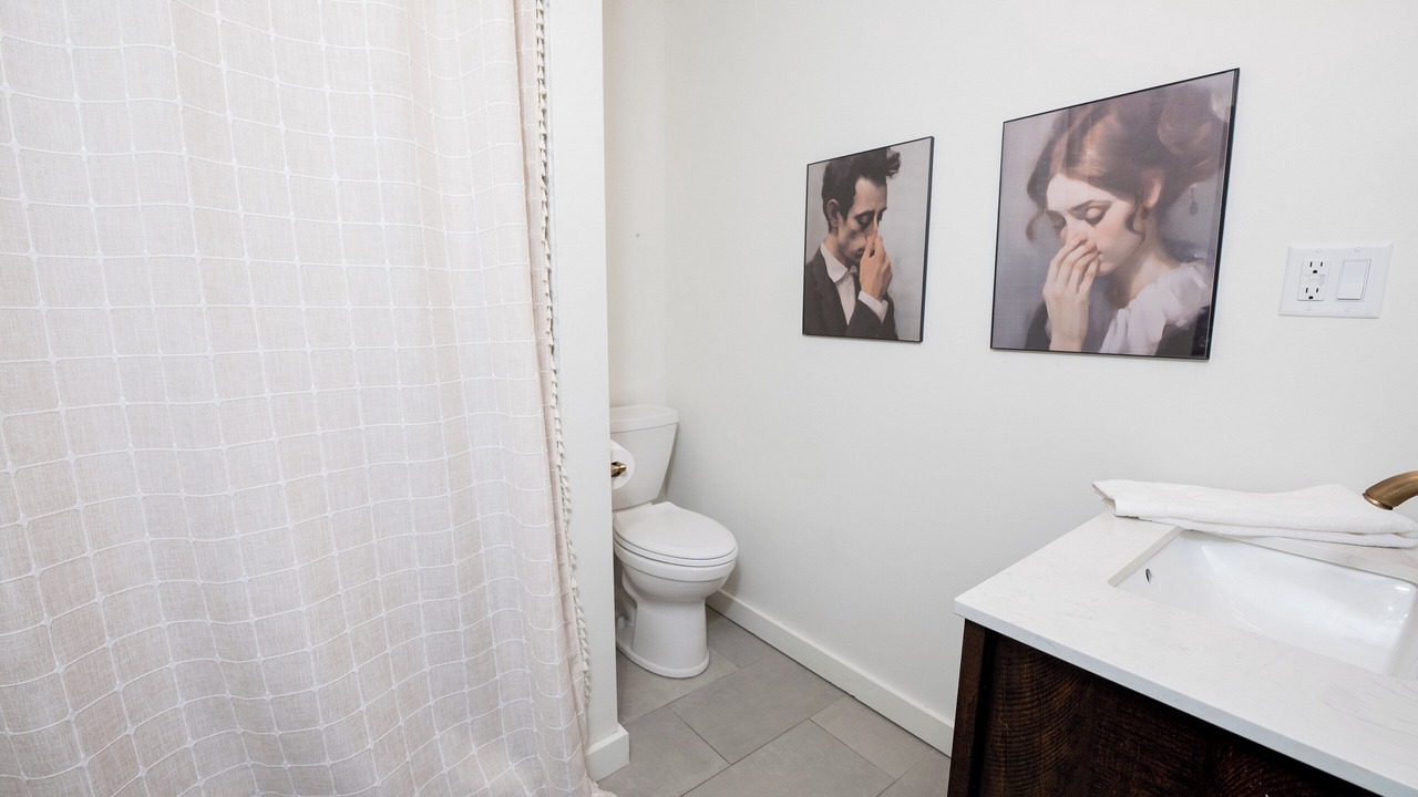 Photo of Bathroom in Urbana