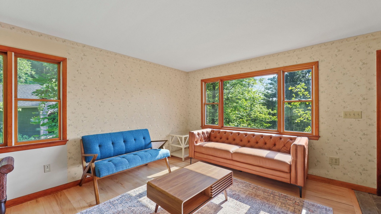 Photo of Livingroom in Richmond