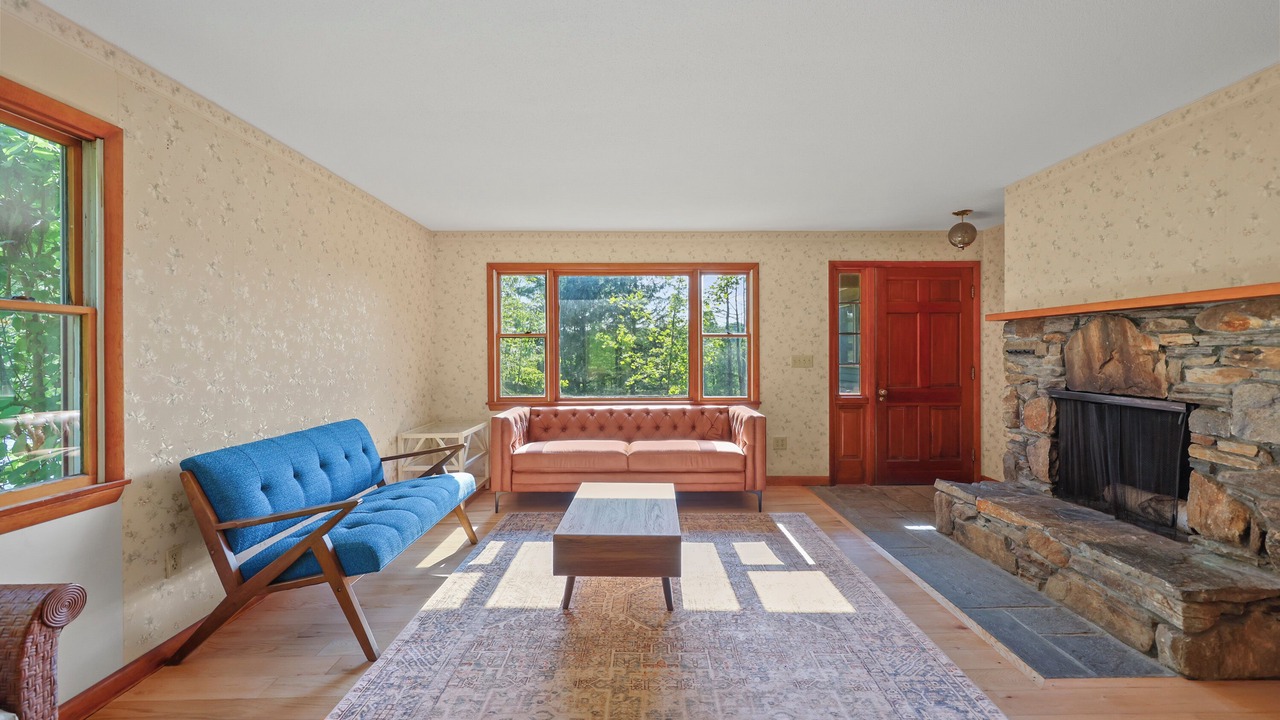 Photo of Livingroom in Richmond