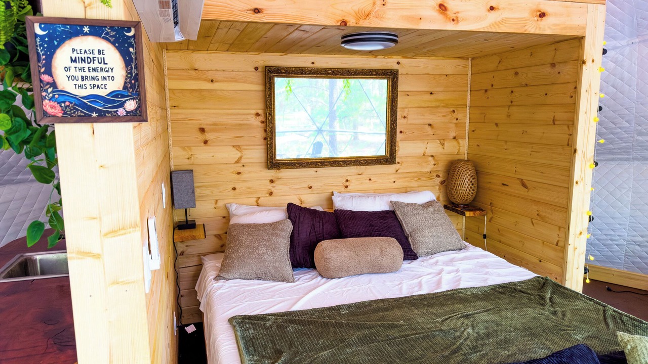 Photo of Bedroom in High Springs