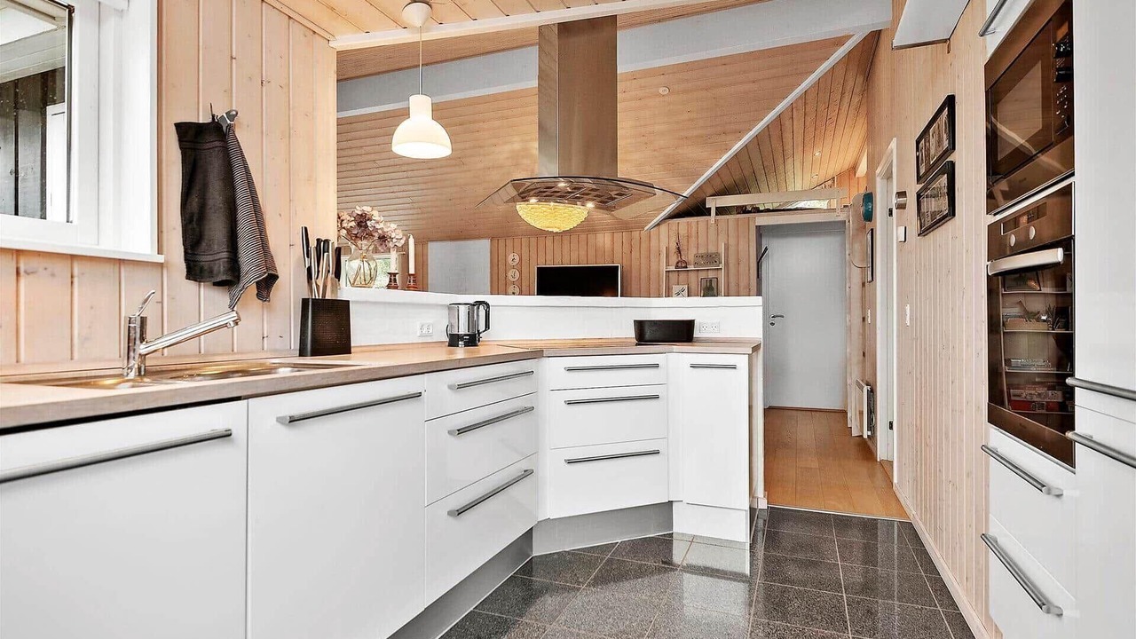 Photo of Kitchen in Beder Malling