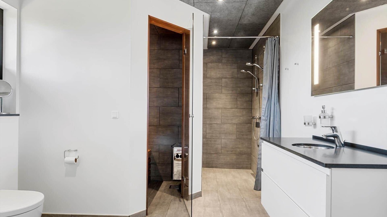 Photo of Bathroom in Pøt Strandby