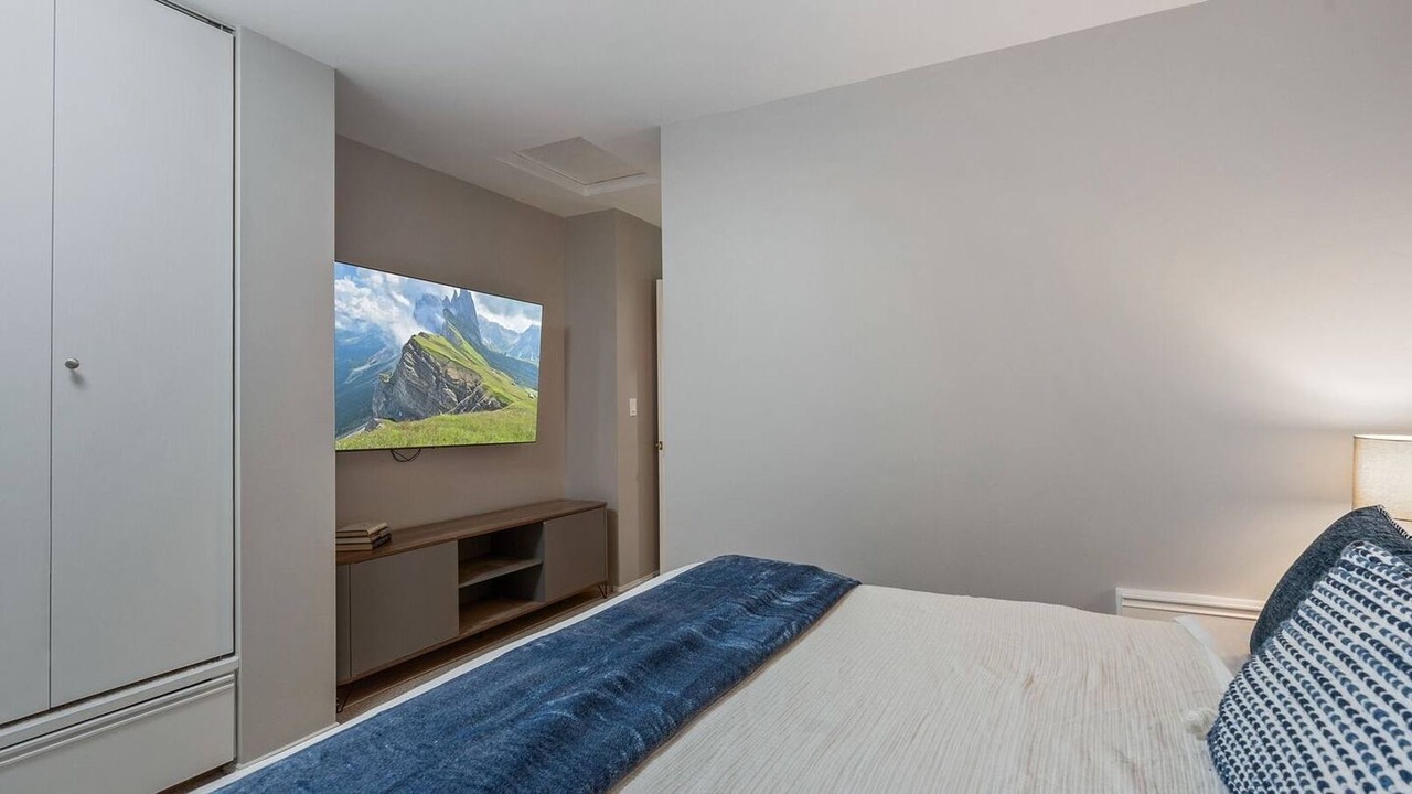 Photo of Bedroom in Lake Cavanaugh