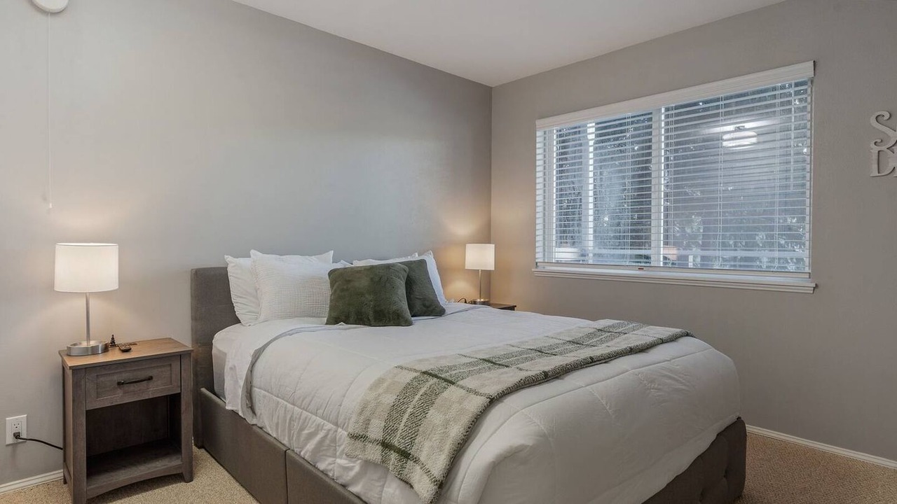 Photo of Bedroom in Lake Cavanaugh