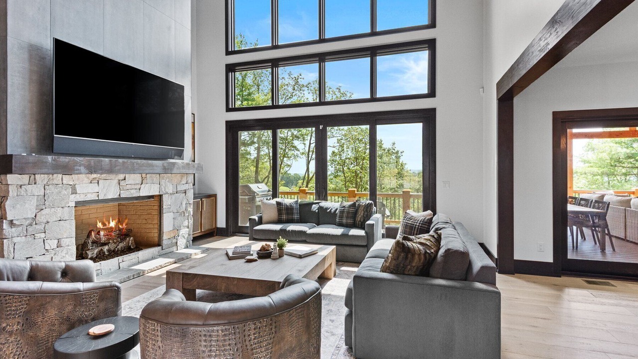 Photo of Livingroom in Elk Park