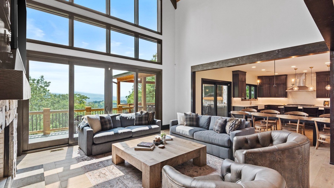Photo of Livingroom in Elk Park