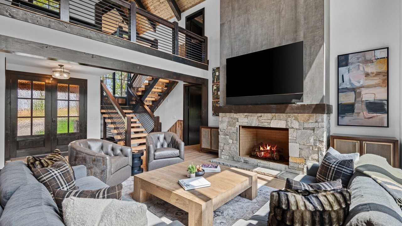 Photo of Livingroom in Elk Park