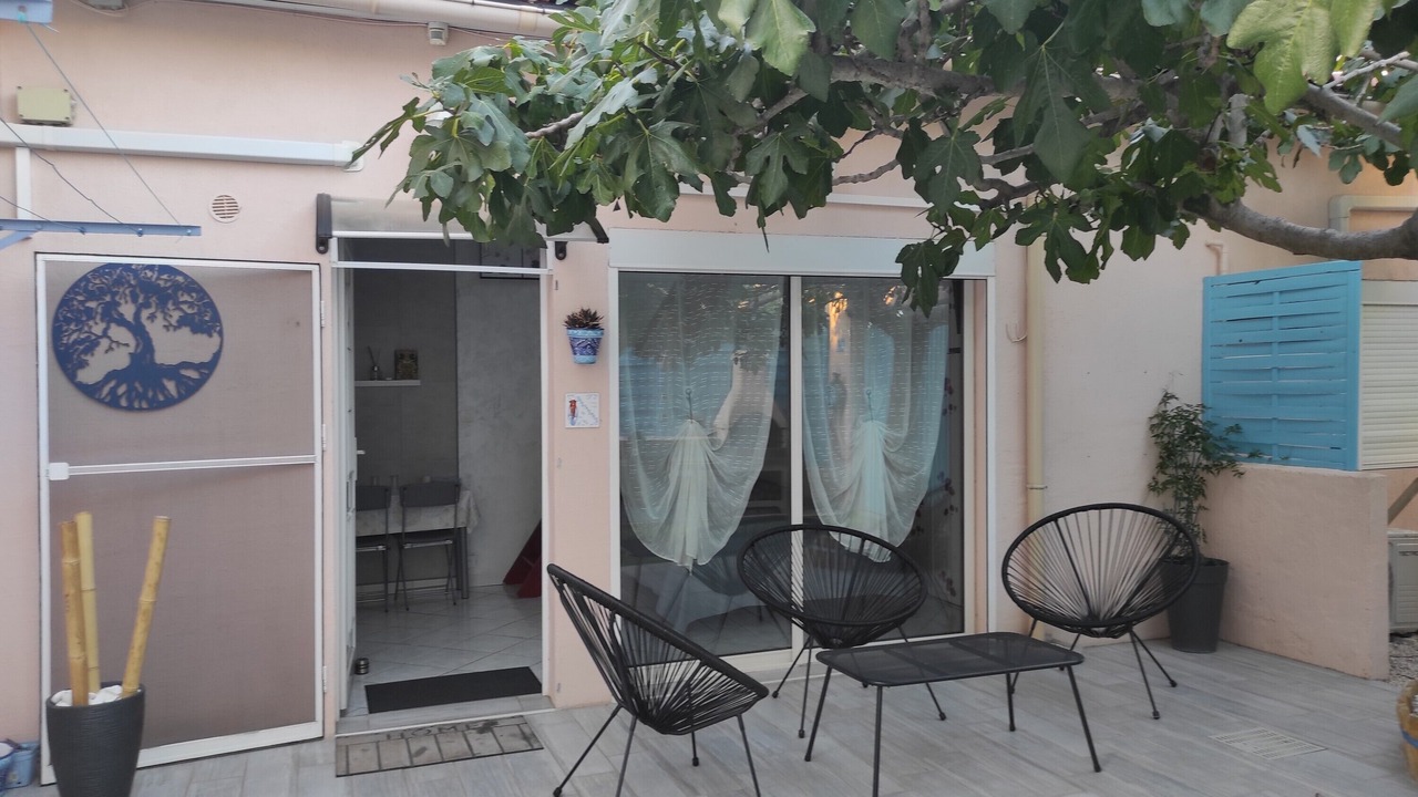 Photo of Patio Balcony in Bas-Vernet