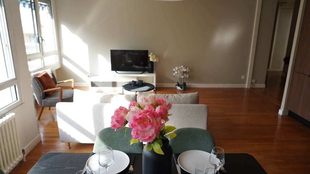 Photo of Livingroom in Moliere Vauban