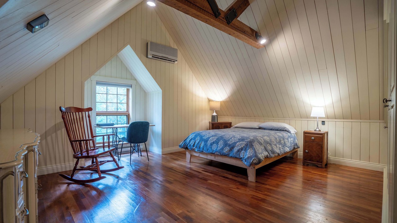 Photo of Bedroom in Lac-Drolet