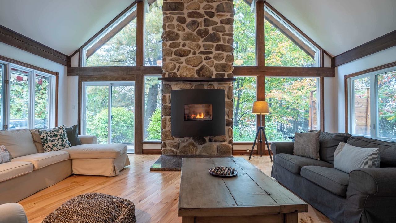 Photo of Livingroom in Lac-Drolet