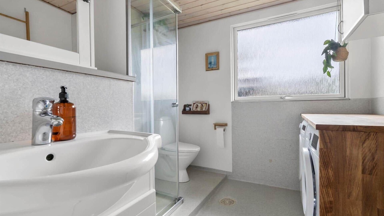 Photo of Bathroom in Pøt Strandby