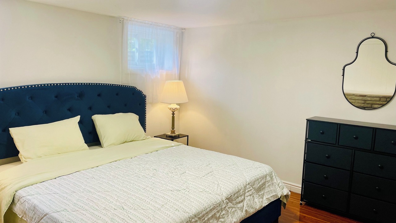 Photo of Bedroom in Etobicoke