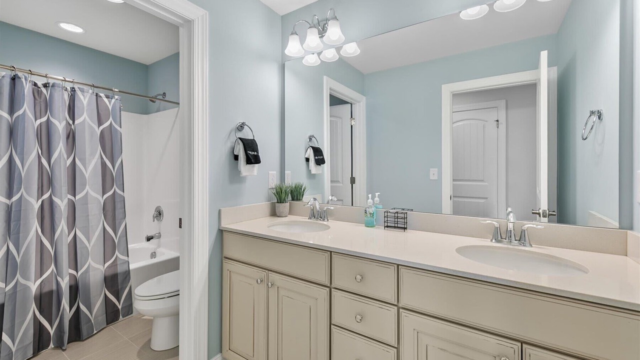 Photo of Bathroom in Long Neck