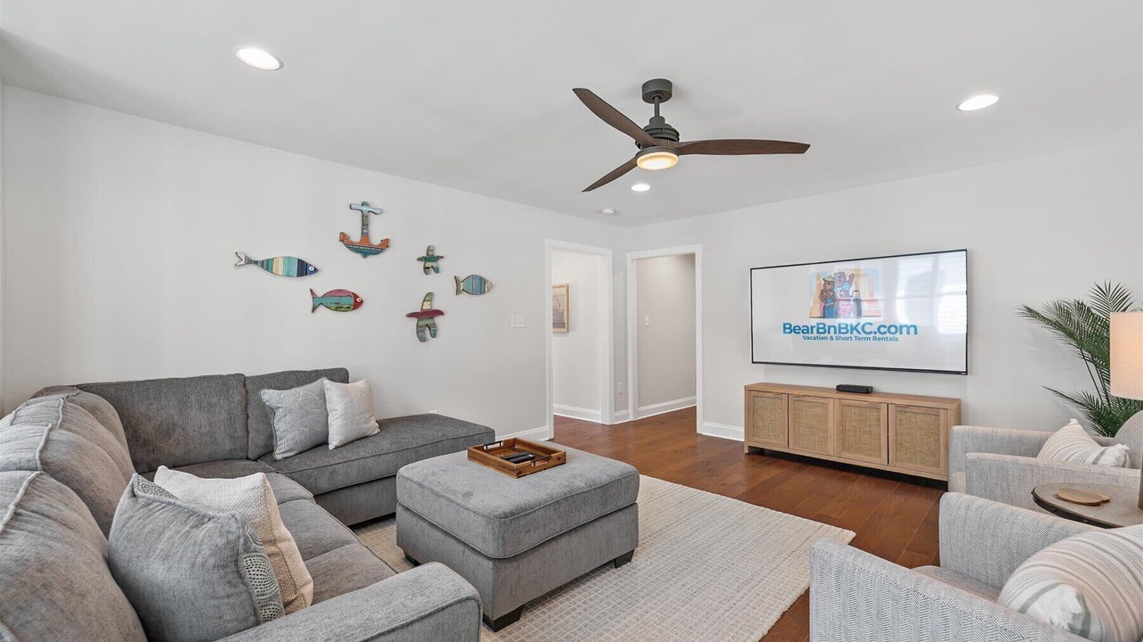 Photo of Livingroom in Long Neck