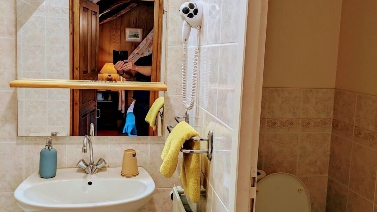 Photo of Bathroom in Baguer-Morvan