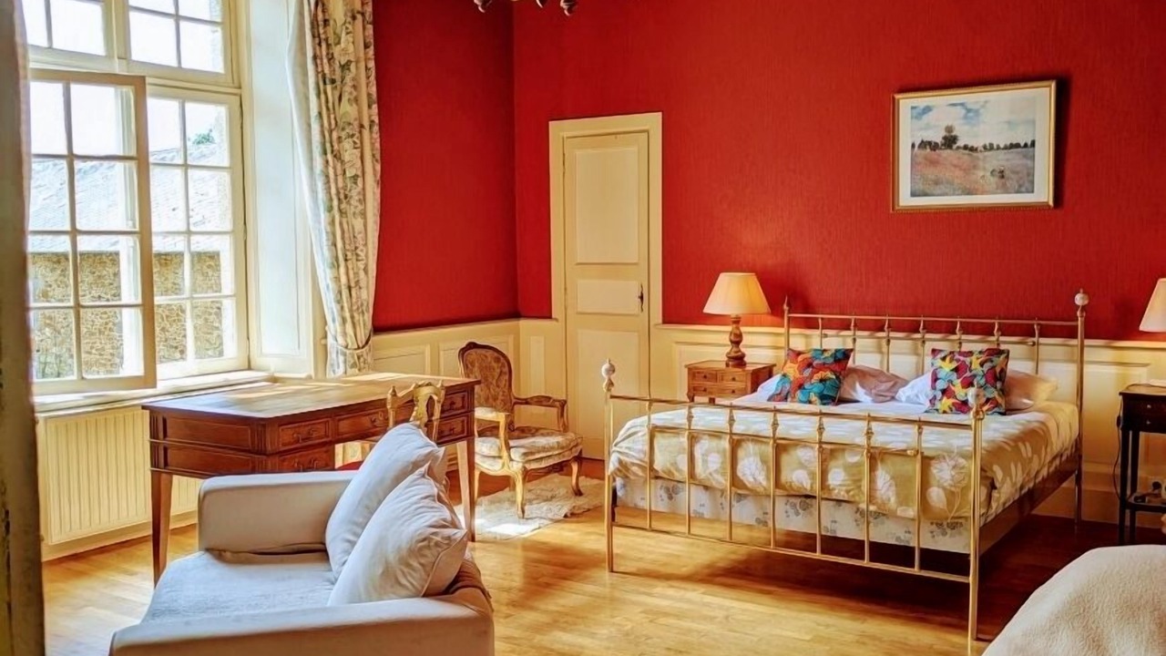 Photo of Bedroom in Baguer-Morvan