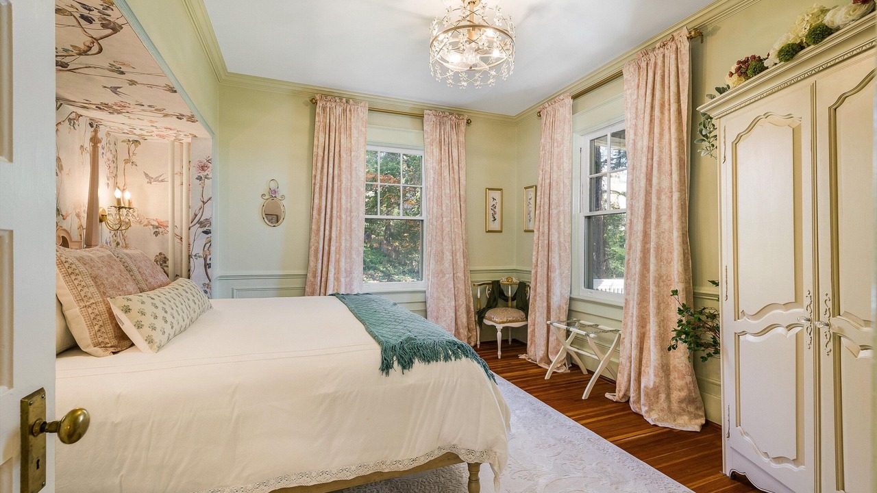 Photo of Bedroom in Staunton