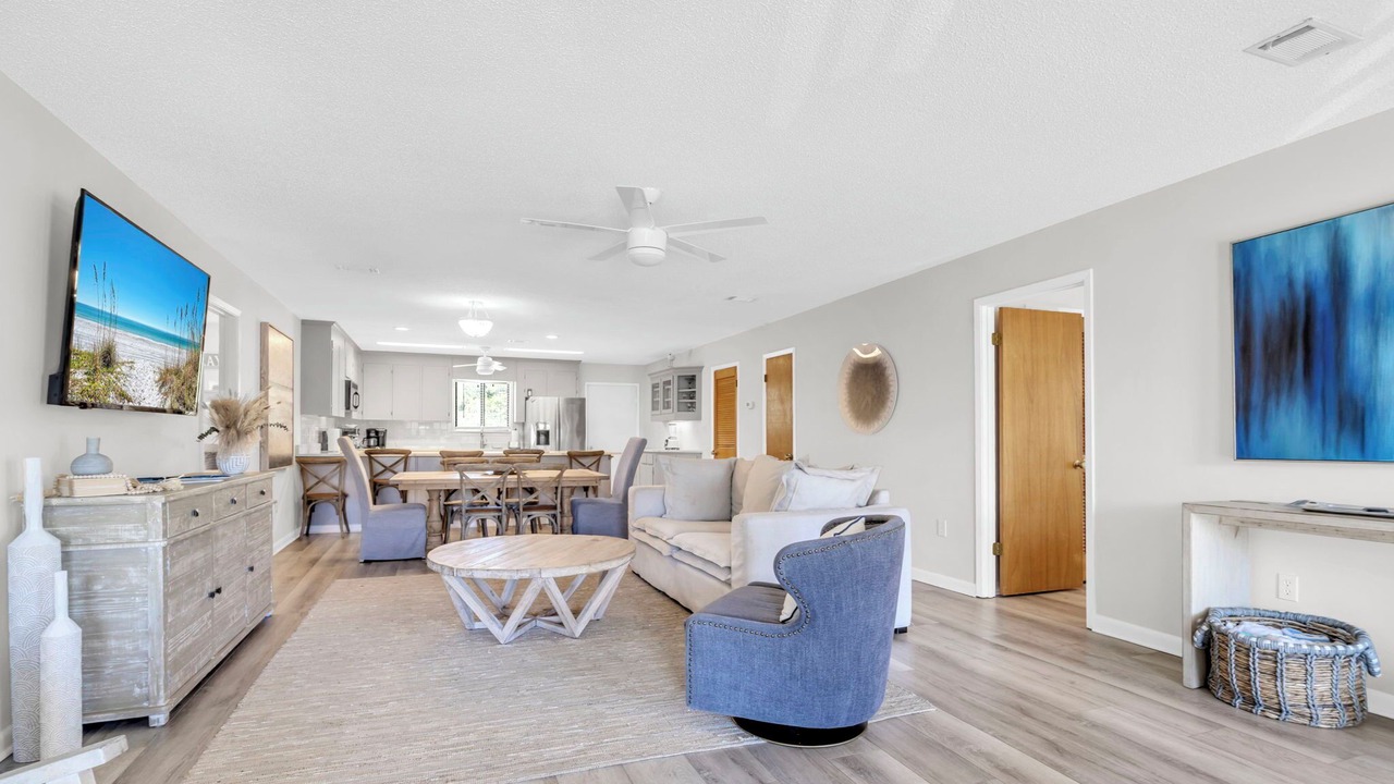 Photo of Livingroom in Gulf Trace