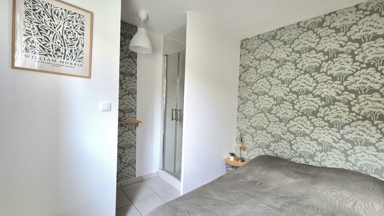 Photo of Bedroom in Hirel