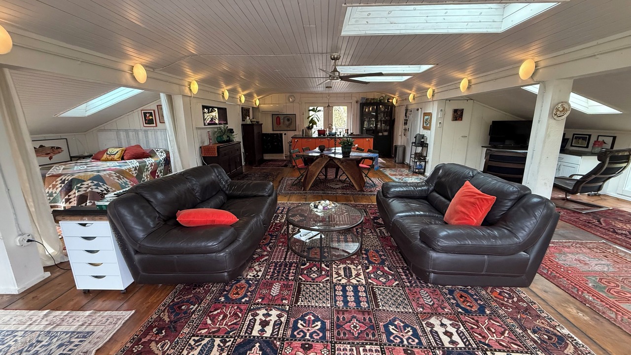Photo of Livingroom in Newfield