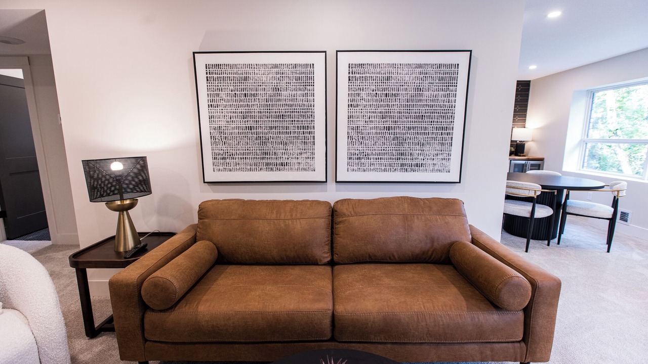 Photo of Livingroom in West Bloomington