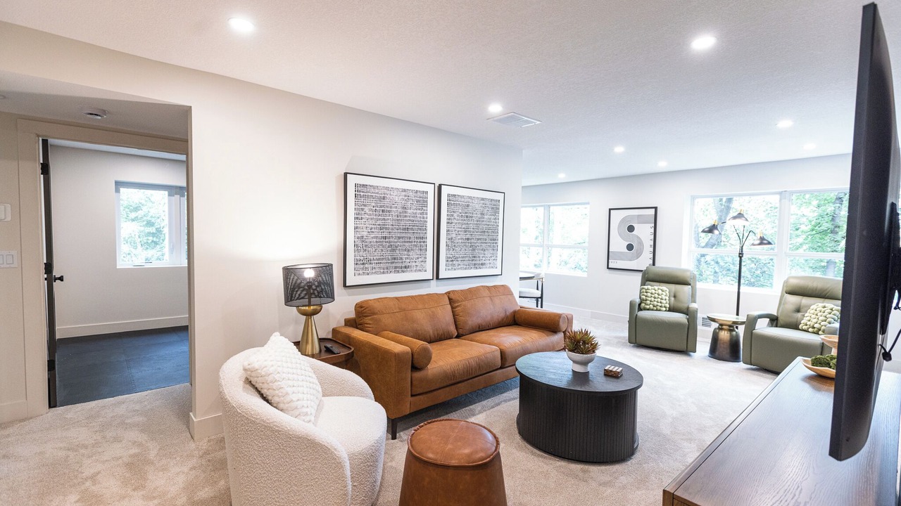 Photo of Livingroom in West Bloomington