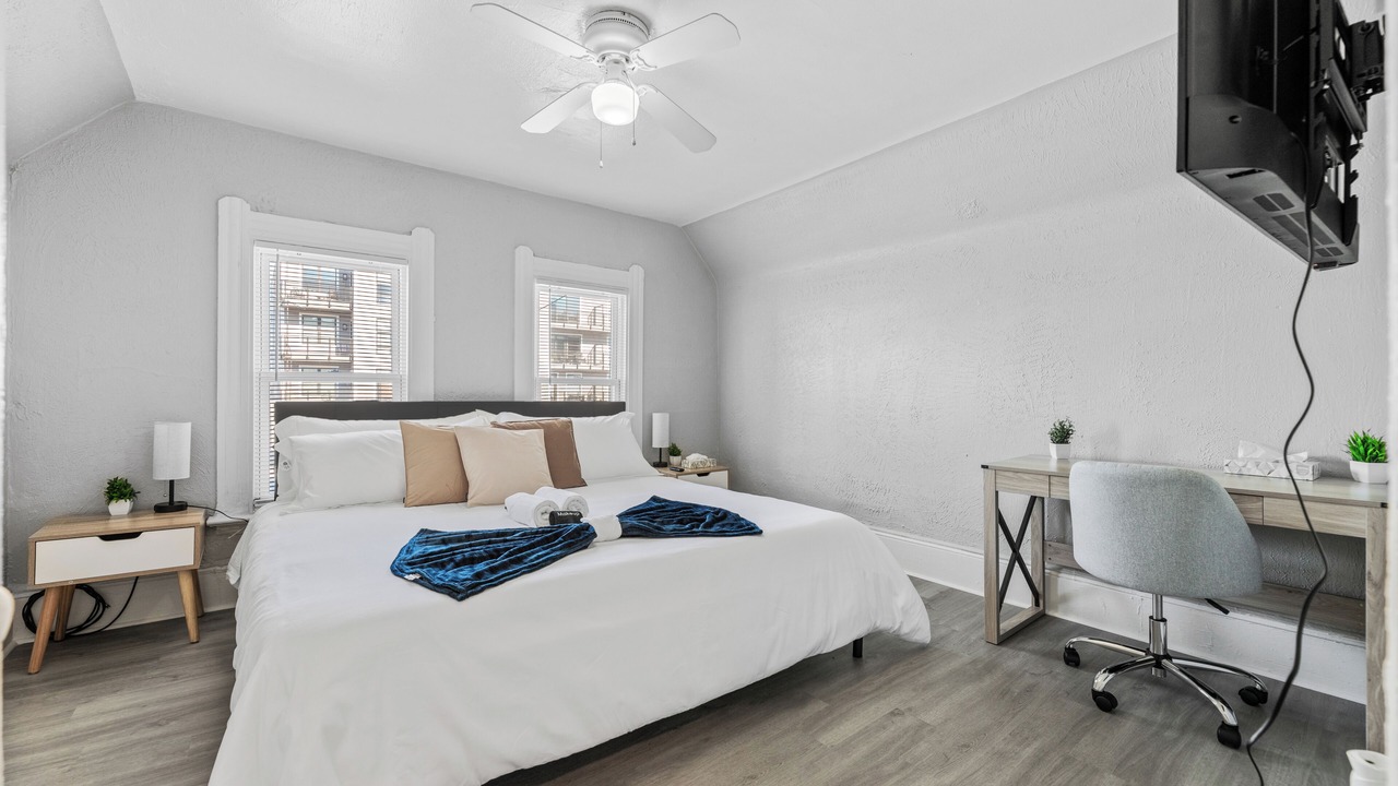 Photo of Bedroom in Little Italy