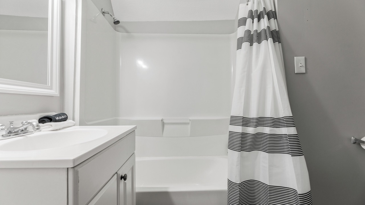 Photo of Bathroom in Little Italy