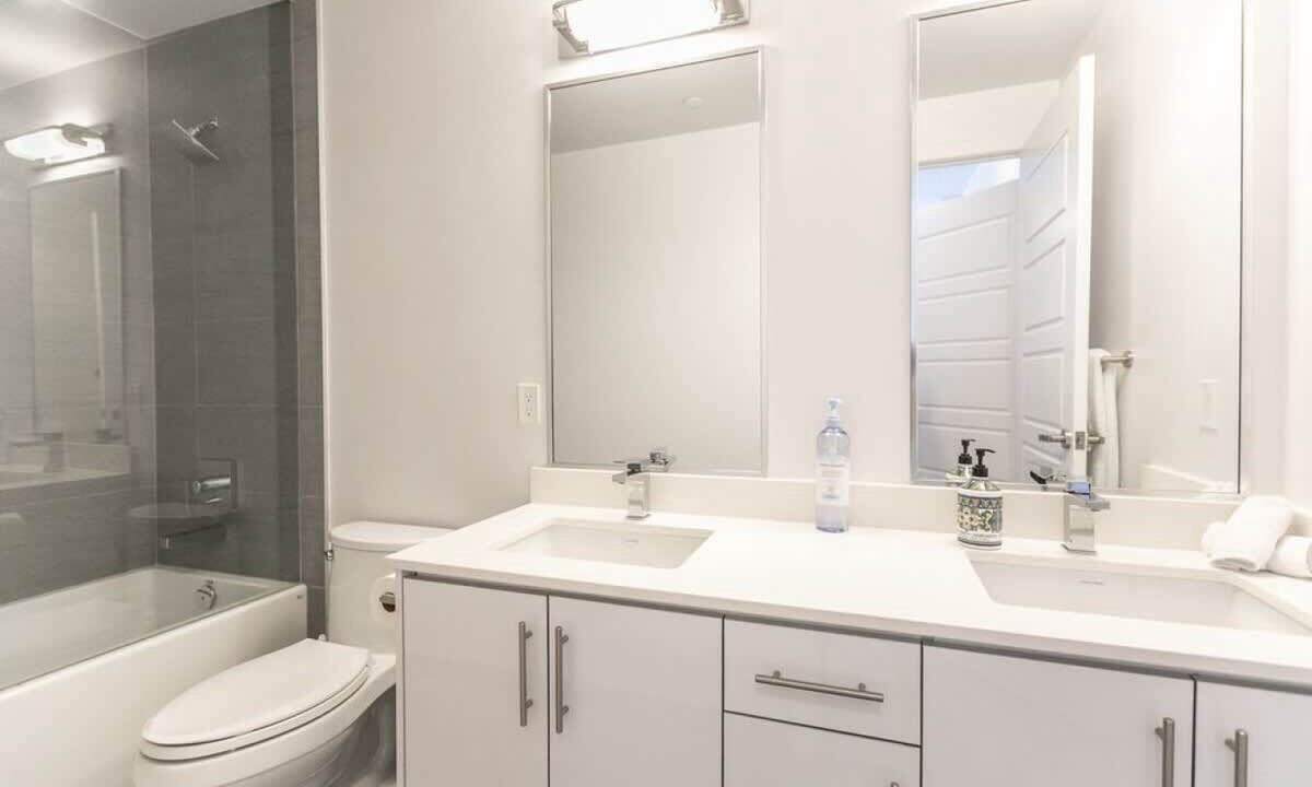 Photo of Bathroom in Innisfil