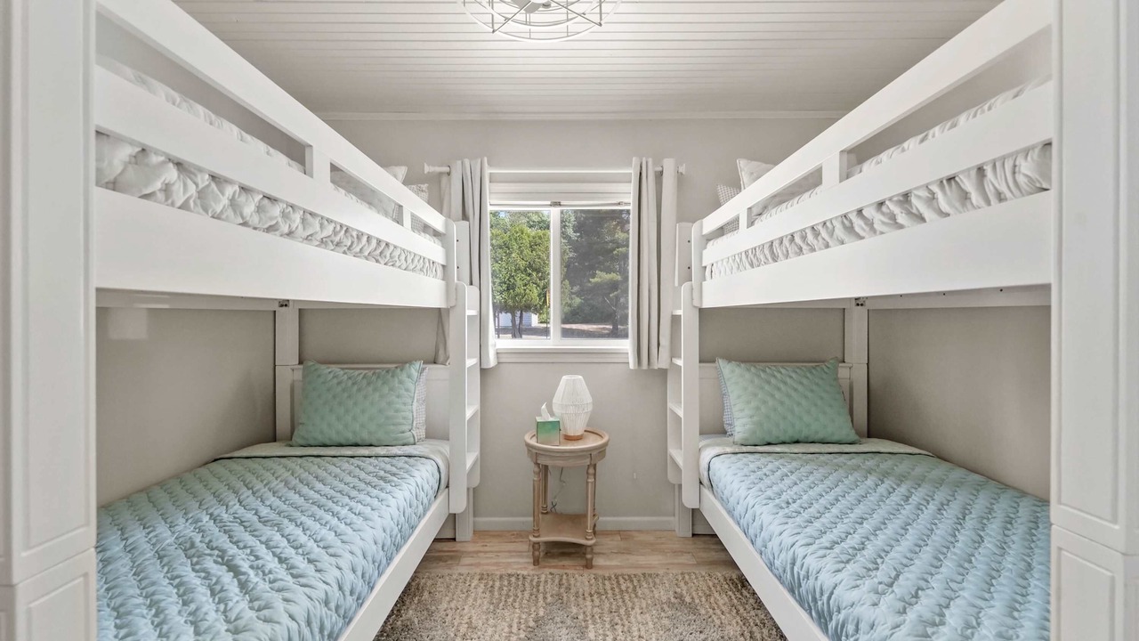 Photo of Bedroom in Lake Township