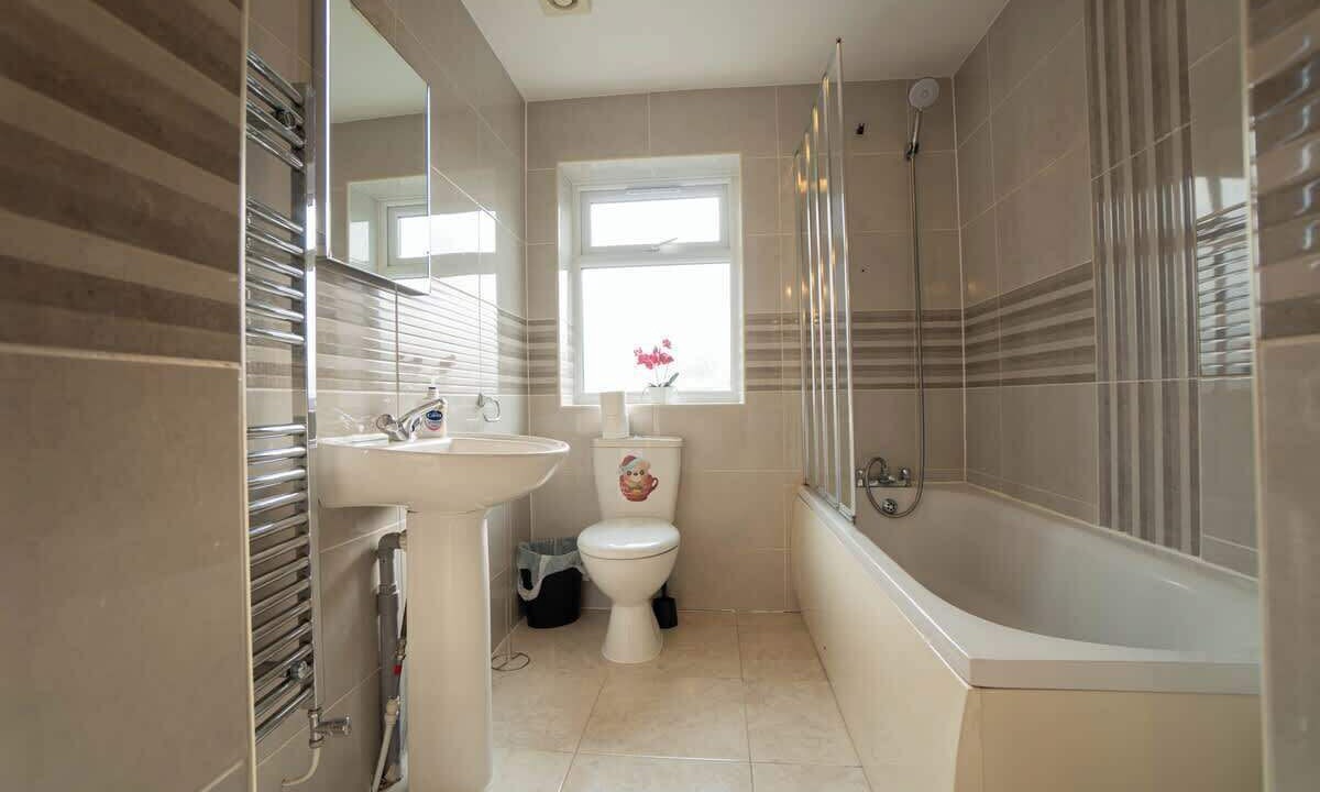 Photo of Bathroom in Reading
