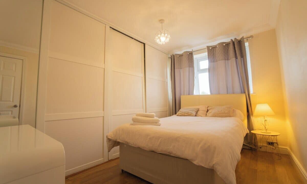 Photo of Bedroom in Reading