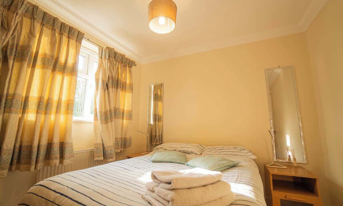 Photo of Bedroom in Reading
