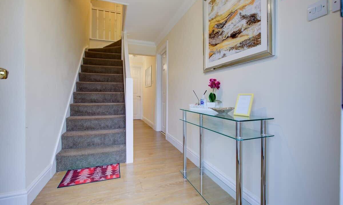 Photo of Others in Reading